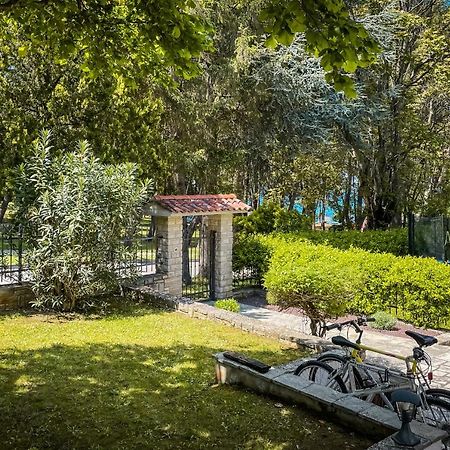 Holiday Home Sofia ポレッチ エクステリア 写真