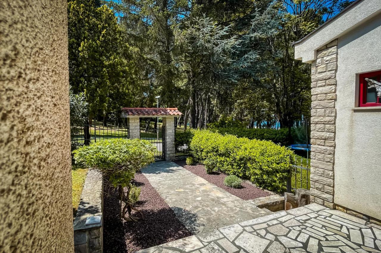 Holiday Home Sofia ポレッチ エクステリア 写真